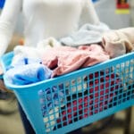 Jual Mesin Laundry Jakarta: Memilih Antara Laundry Koin Modern vs Kiloan Premium