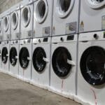 Panduan Memilih Mesin Laundry Koin Tangguh untuk Bisnis Anda