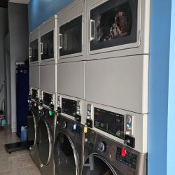 Tampilan Akhir Outlet Laundry Modern